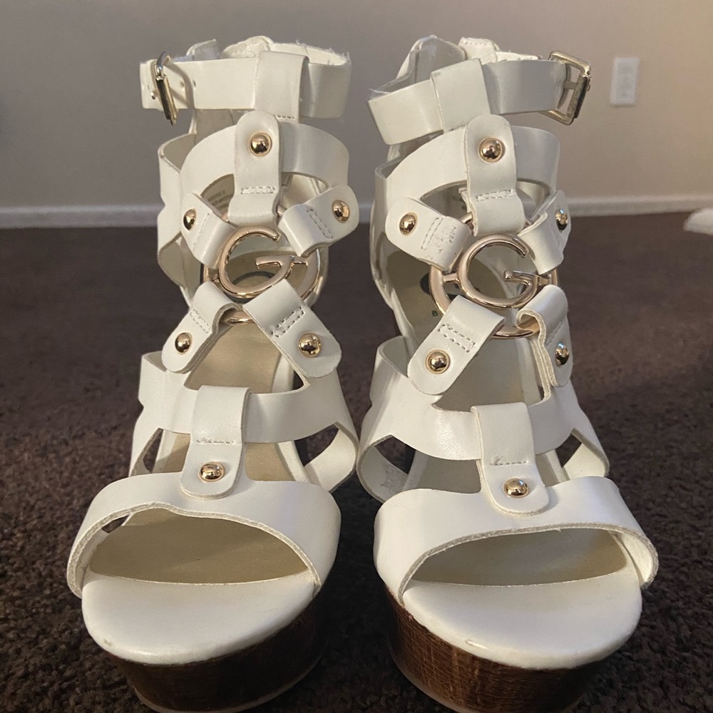 White guess wedges